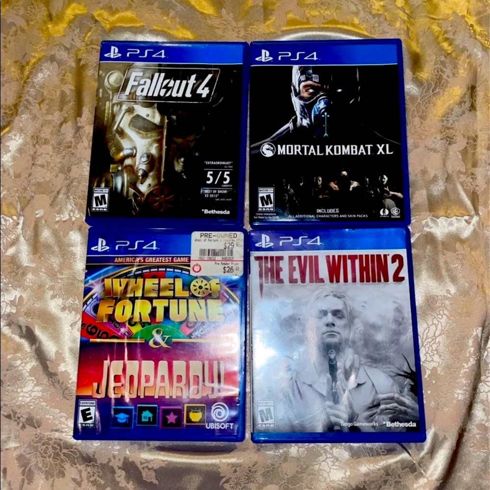 Lot of 4 PS4 games used